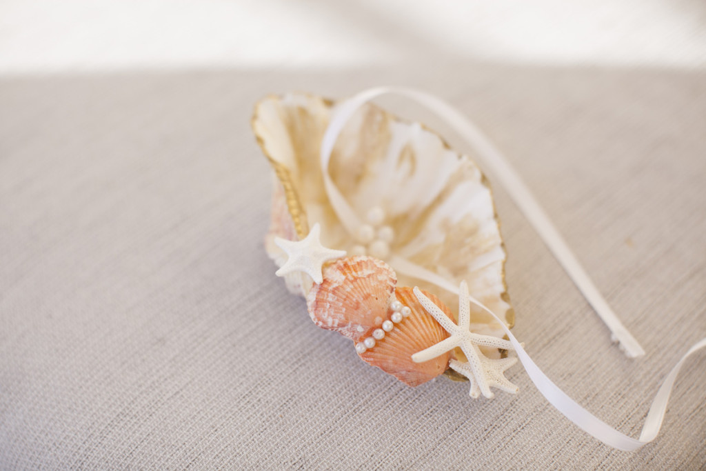 Elegant Seashell Ring Bearer Pillow | The Majestic Vision Wedding Planning | Villas Mar Azure in Ponce, PR | www.themajesticvision.com | Shay Cochrane Photography
