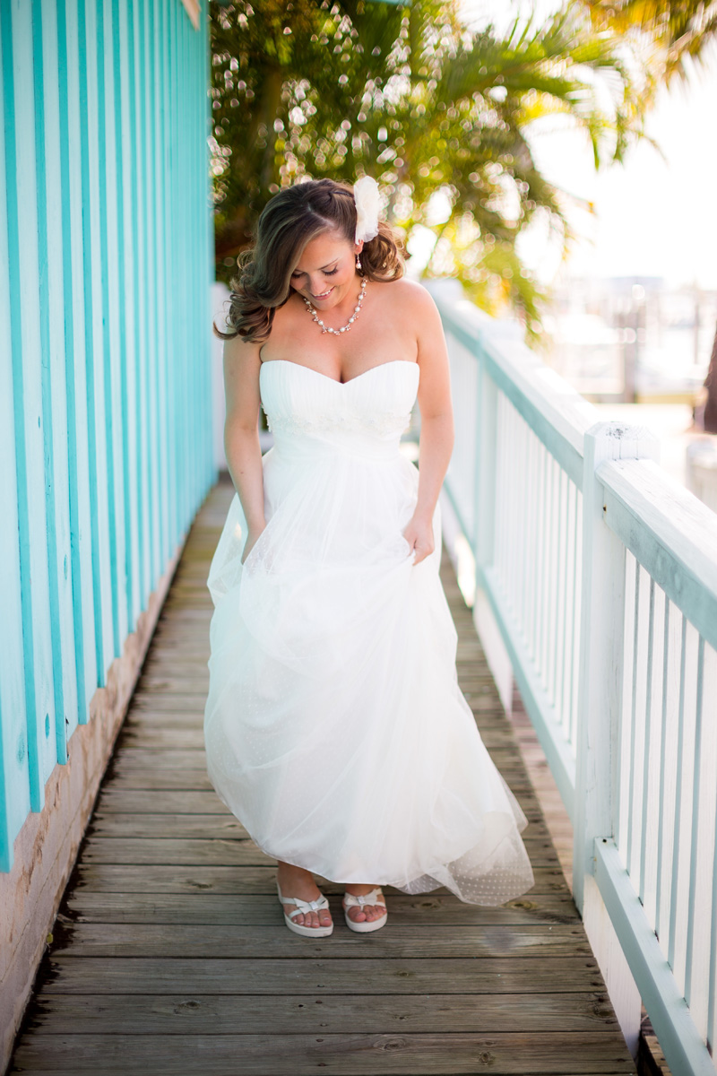 Stunning Bridal Portrait | The Majestic Vision Wedding Planning | Palm Beach Shores Community Center in Palm Beach, FL | www.themajesticvision.com | Chris Kruger Photography
