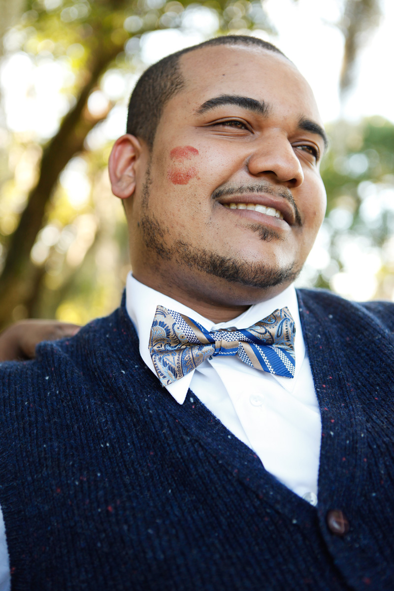 Handsome Groom with Lipstick Kiss | The Majestic Vision Wedding Planning | Riverbend Park in Palm Beach, FL | www.themajesticvision.com | Krystal Zaskey Photography