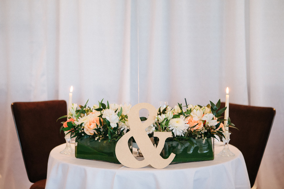Modern Centerpieces with White Roses and Orange Roses | The Majestic Vision Wedding Planning | Marriott Singer Island in Palm Beach, FL | www.themajesticvision.com | Robert Madrid Photography