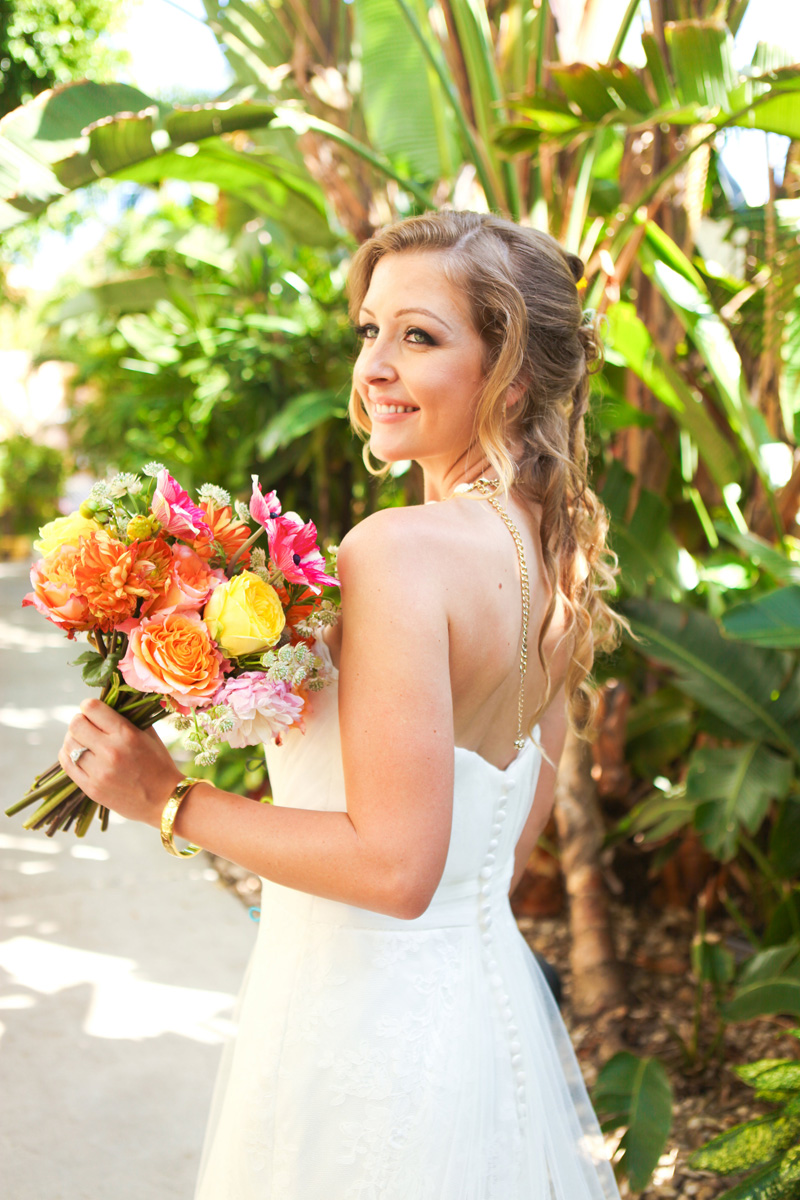 Elegant Lilly Pulitzer Inspired Bridal Bouquet with Orange, Yellow and Pink Flowers | The Majestic Vision Wedding Planning | The Colony Hotel in Palm Beach, FL | www.themajesticvision.com | Krystal Zaskey Photography