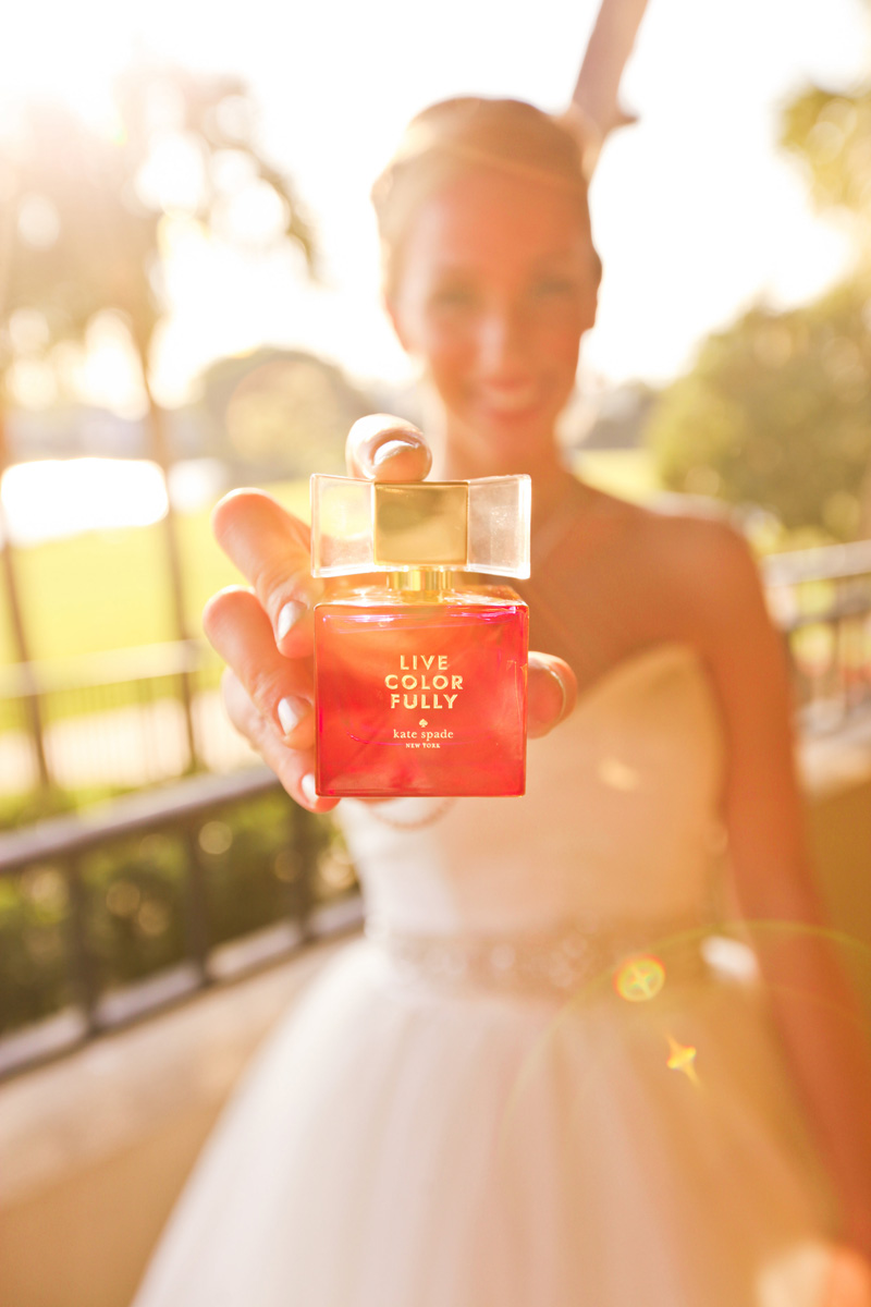Elegant Kate Spade Live Colorfully Perfume Bottle | The Majestic Vision Wedding Planning | Breakers West in Palm Beach, FL | www.themajesticvision.com | Krystal Zaskey Photography