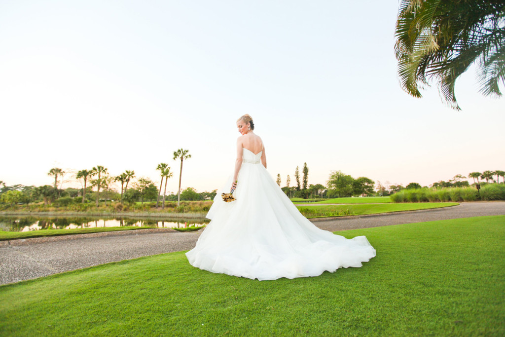 Stunning Bridal Portrait on Golf Course | The Majestic Vision Wedding Planning | Breakers West in Palm Beach, FL | www.themajesticvision.com | Krystal Zaskey Photography