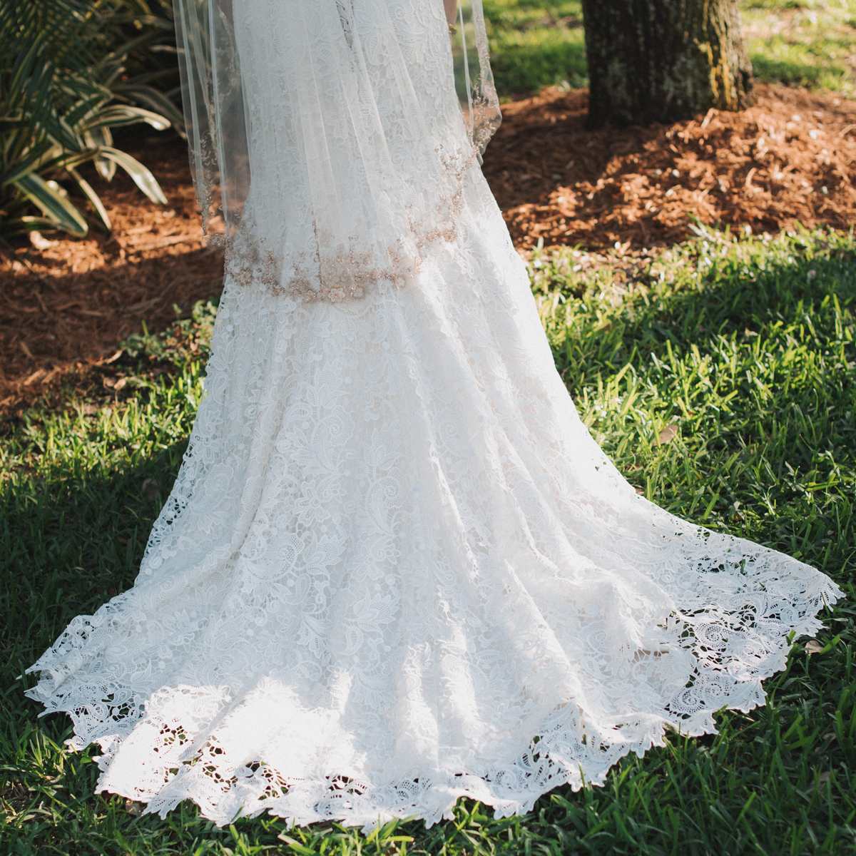 Stunning Lace Bridal Gown | The Majestic Vision Wedding Planning | Palm Beach, FL | www.themajesticvision.com | Robert Madrid Photography