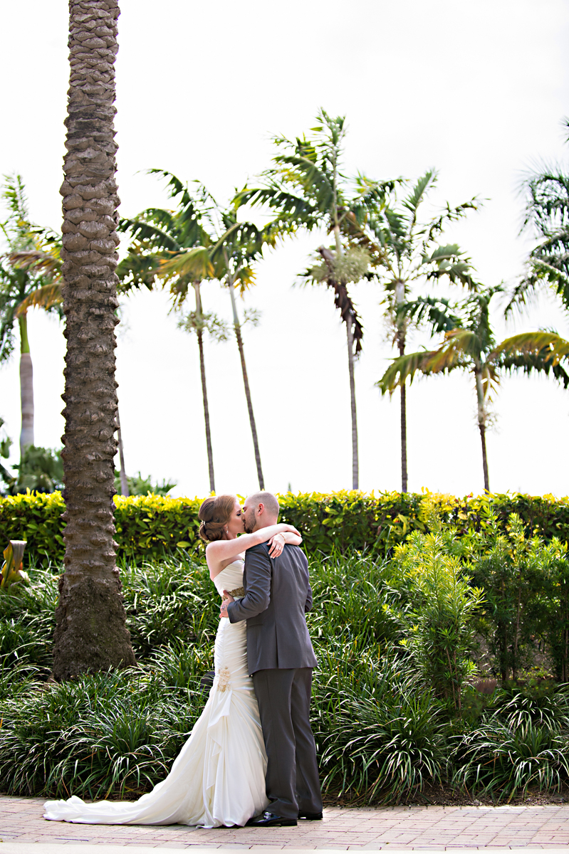 Elegant Palm Tree Filled First Look | The Majestic Vision Wedding Planning | Grand Bay Club in Key Biscayne, FL | www.themajesticvision.com | Emindee Images