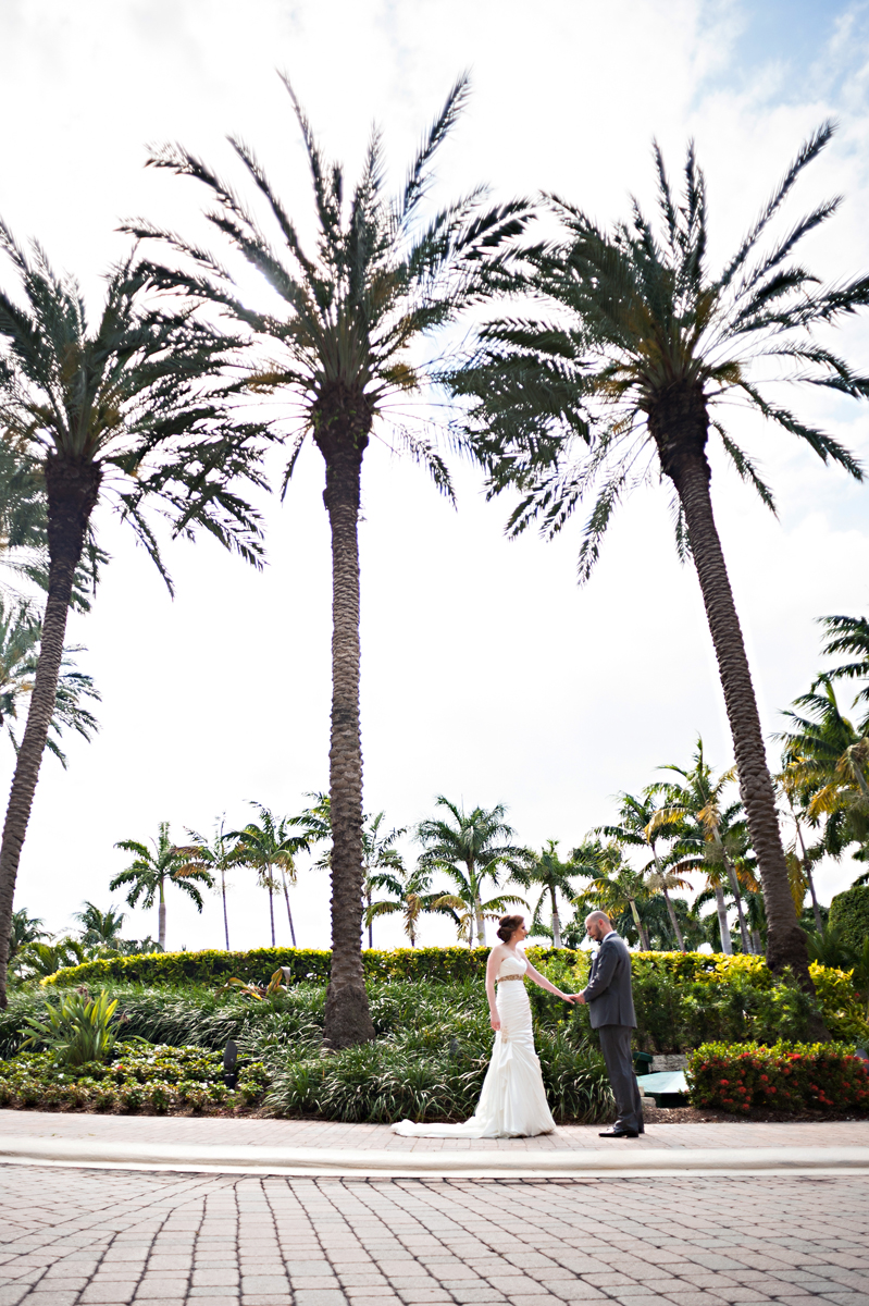 Elegant Palm Tree Filled First Look | The Majestic Vision Wedding Planning | Grand Bay Club in Key Biscayne, FL | www.themajesticvision.com | Emindee Images