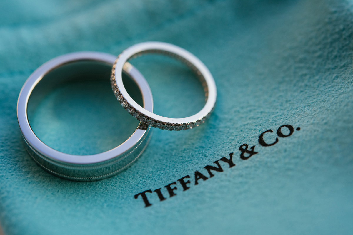 TIffany & Co Wedding Rings for Wine Themed Wedding | The Majestic Vision Wedding Planning | The Addison Boca Raton in Boca Raton, FL | www.themajesticvision.com | Robert Madrid Photography